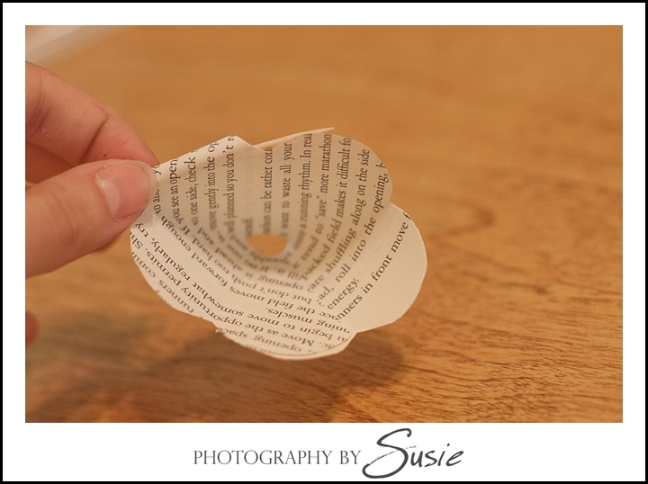 how-to-make-paper-roses_maryland-wedding-photographer_011