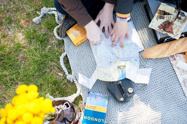 travel themed picnic university of maryland engagement pictures