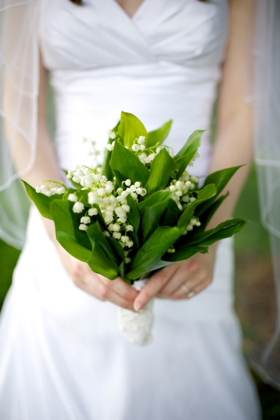 natural greenery bouquet