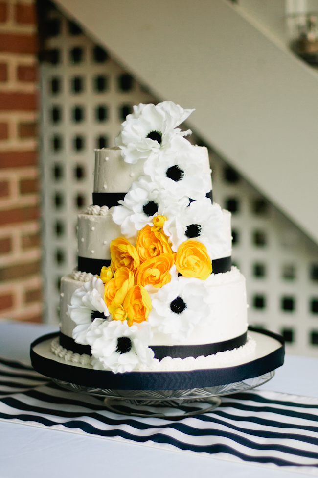 navy and yellow wedding cake