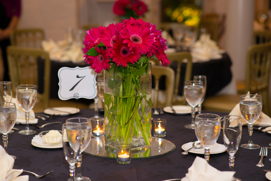black and hot pink wedding centerpieces