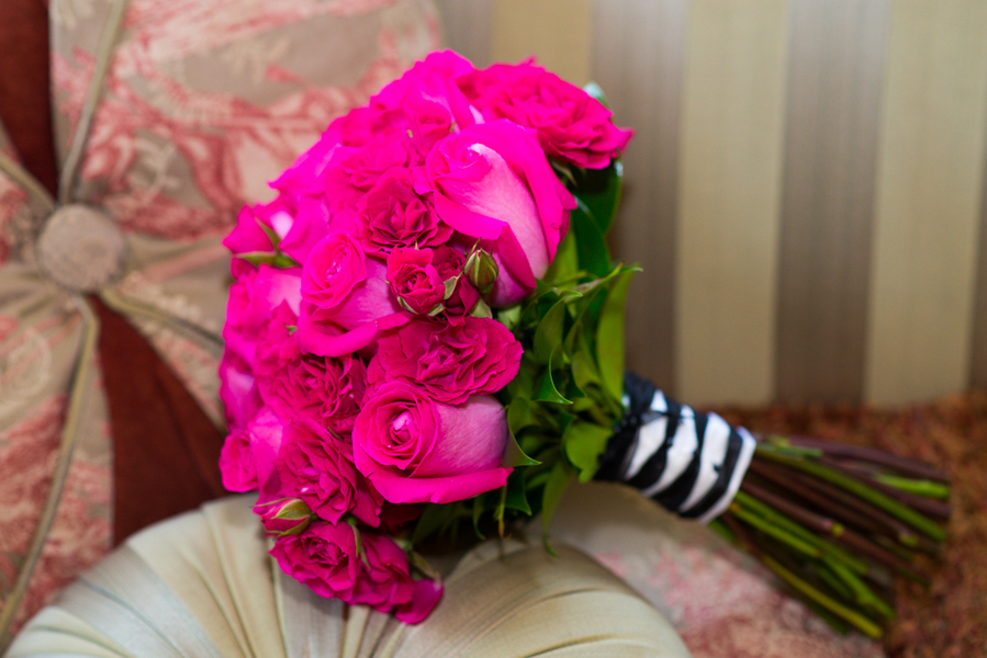 hot pink rose bouquet