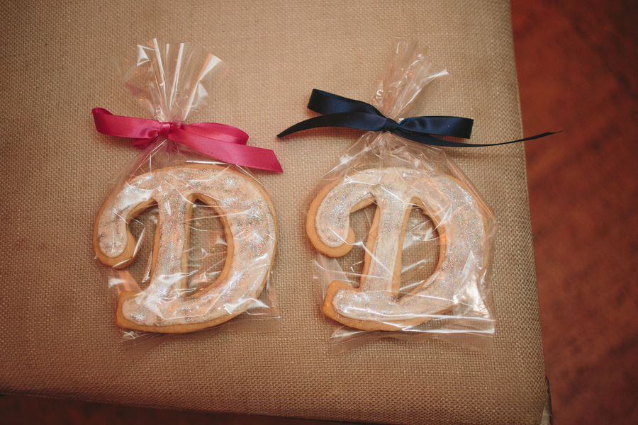 custom monogram cookie wedding favors