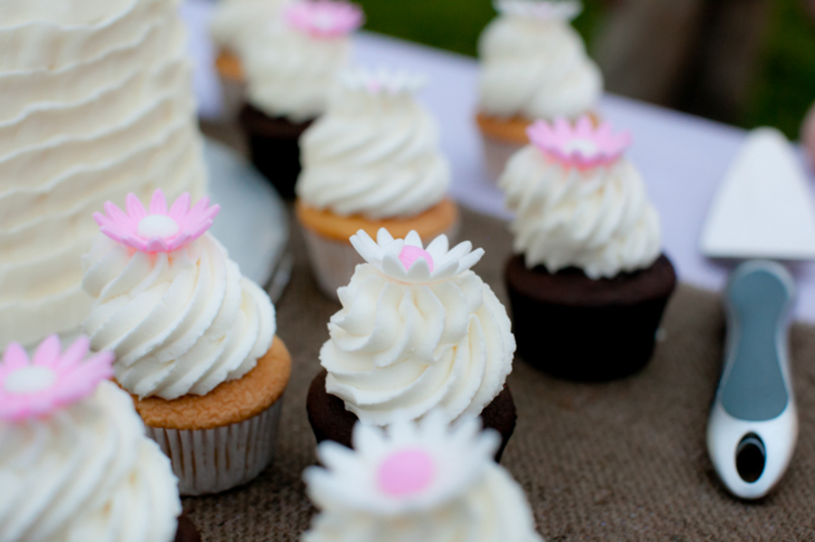 mini cupcakes wedding