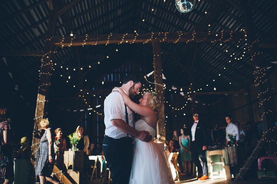 thrift store travel themed barn wedding virginia pictures (9)