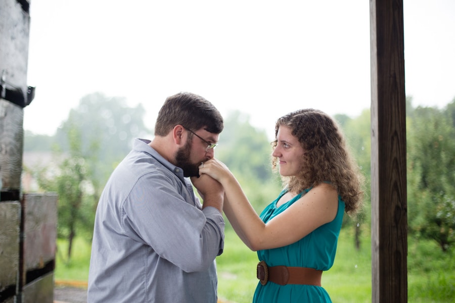 heysers farms maryland engagement pictures (2)