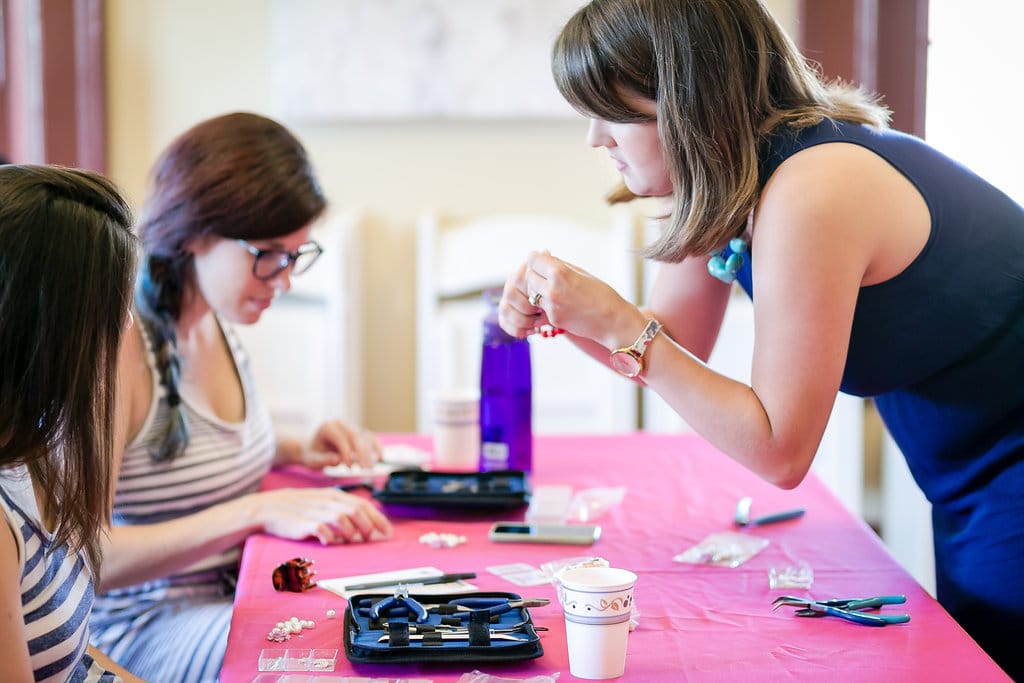 DIY bridemaids jewelry workshop (19)