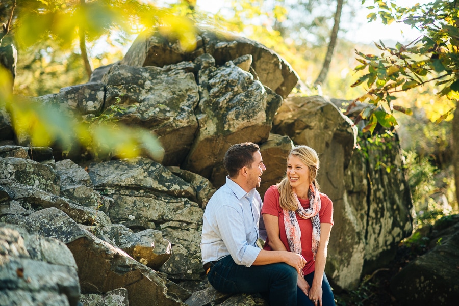 modern-bright-natural-great-falls-virginia-engagement-pictures3