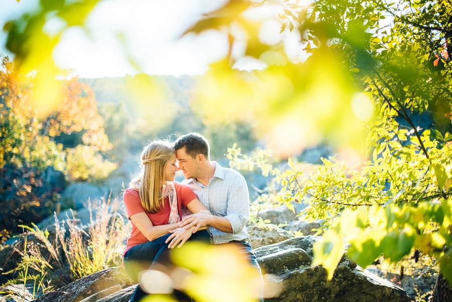 modern-bright-natural-great-falls-virginia-engagement-pictures6